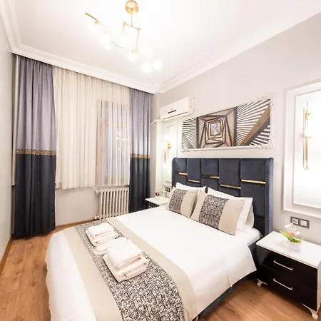 King Besiktas Apartment *